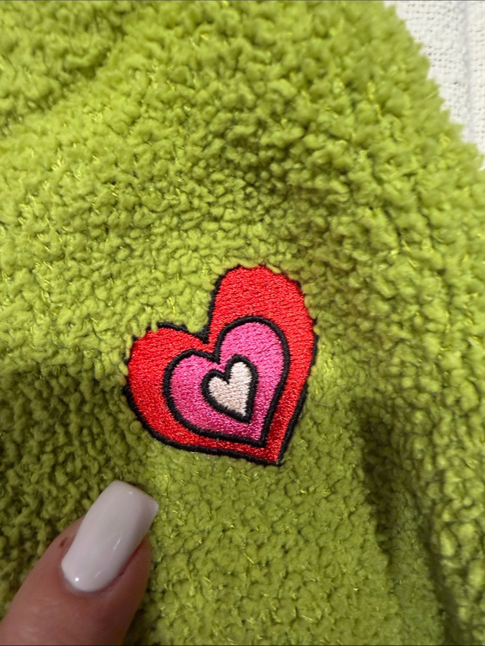 Posh peanut Cozy Grinch Green Sherpa Baby Pants with Heart Patch - Picture 3 of 4